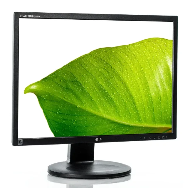 LG Flatron E2210
